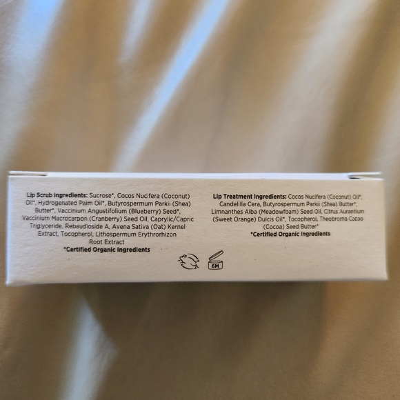 2 PIECE SET Crunchi Lip Scrub Retired- 1 Lip Dream Scrub + 1 Lip Dream Treatment - Picture 3 of 7